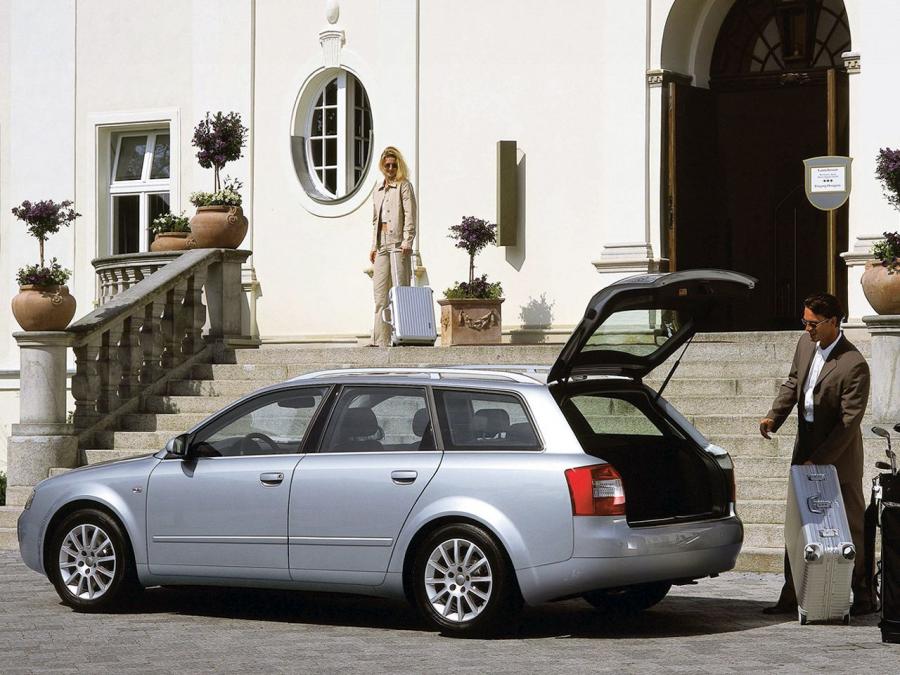 Audi A4 2.5 TDI Avant (B6,8E) 2001 года  (фото 5 из 13)